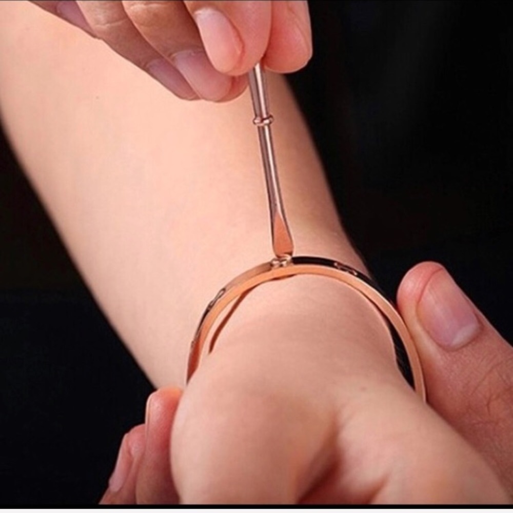 5⭐️ Rated ❤️ Screw Head Bracelet w Screwdriver 7” - Picture 4 of 8